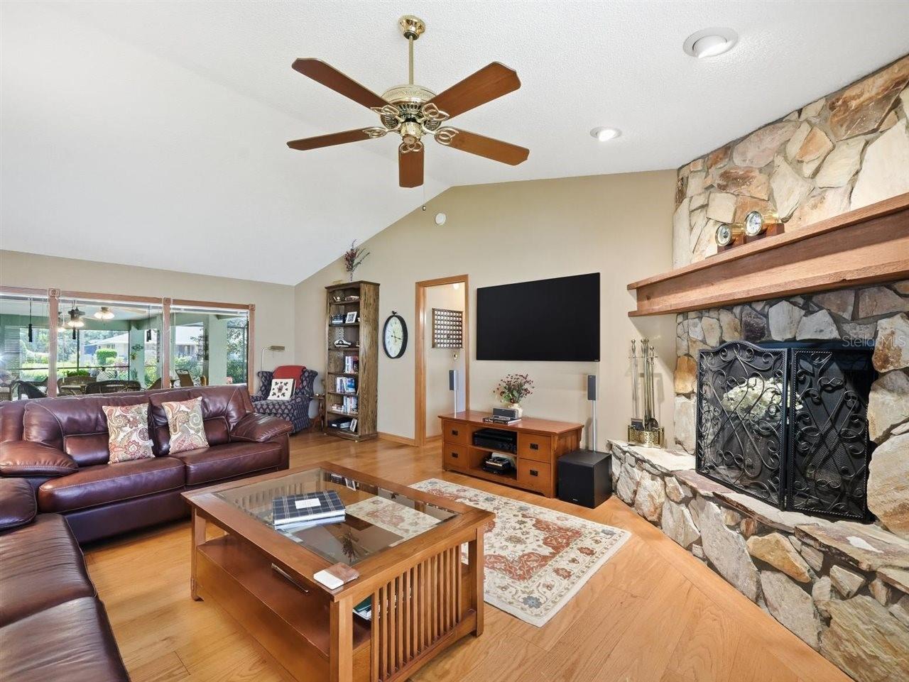 Listing Photo 32