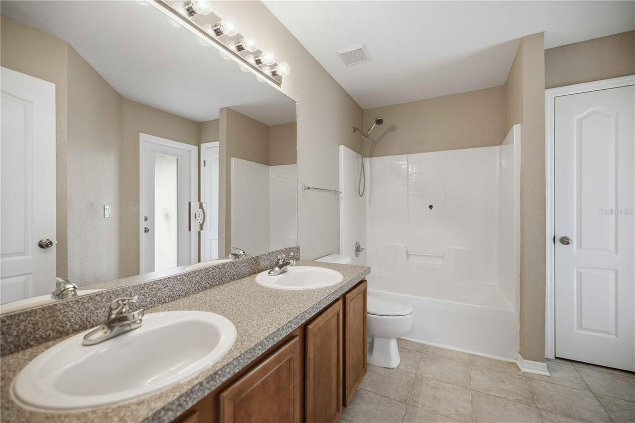 Listing Photo 25