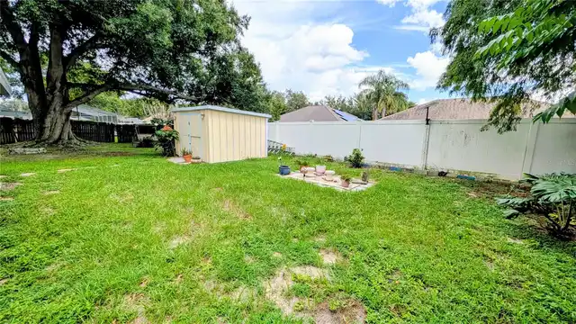 Listing Photo 11