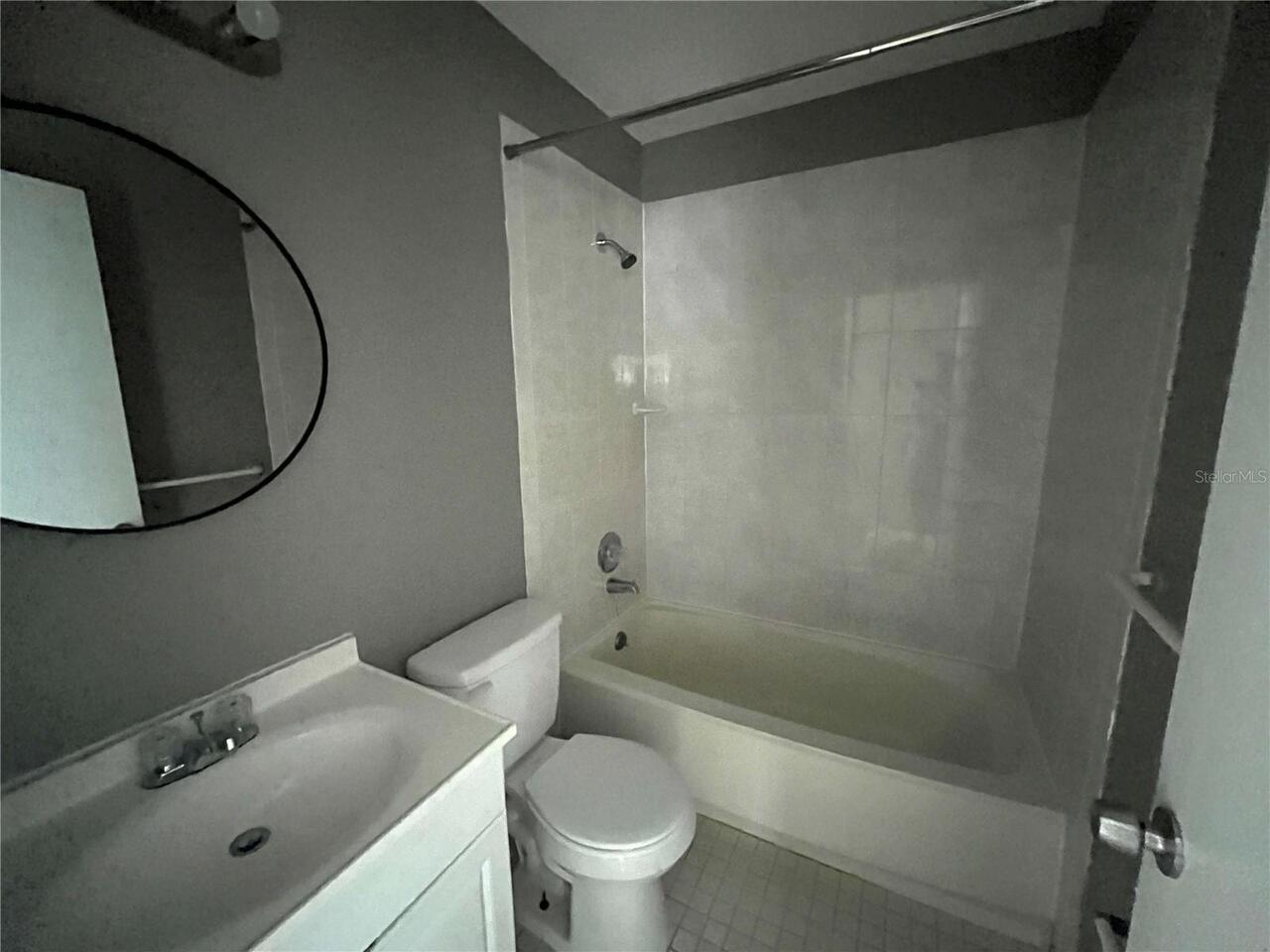 Listing Photo 9