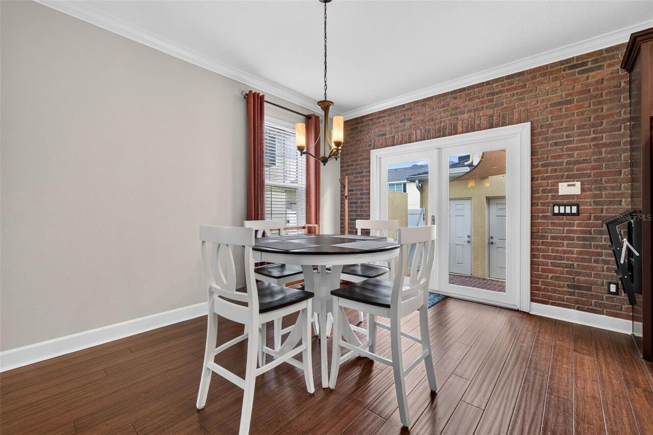 Listing Photo 16