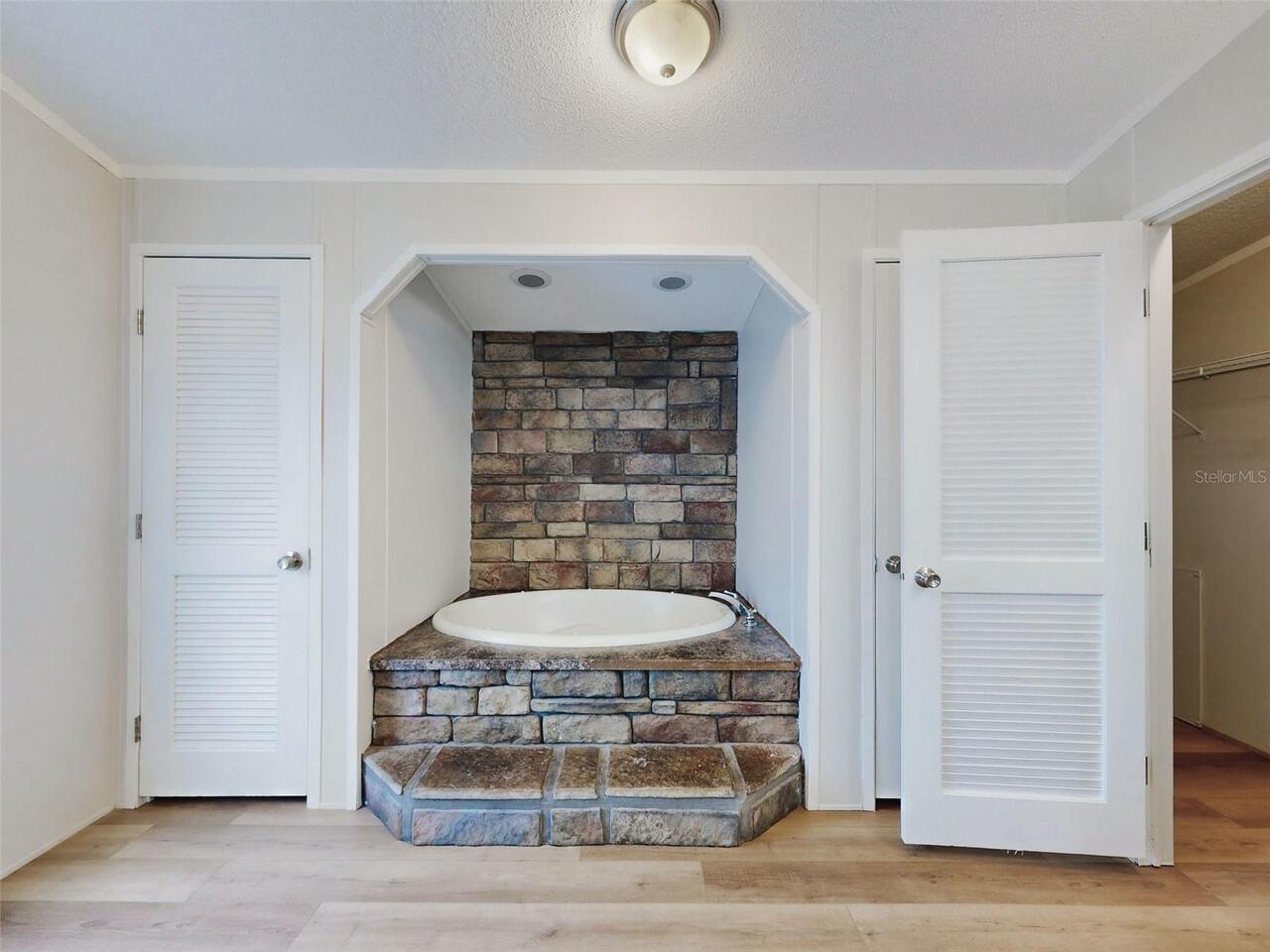 Listing Photo 71