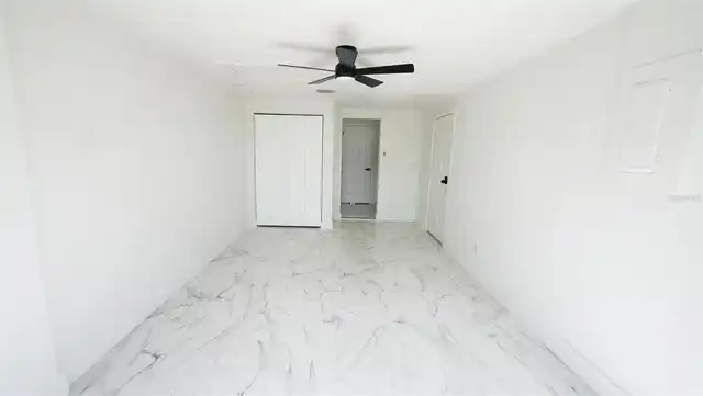 Listing Photo 10