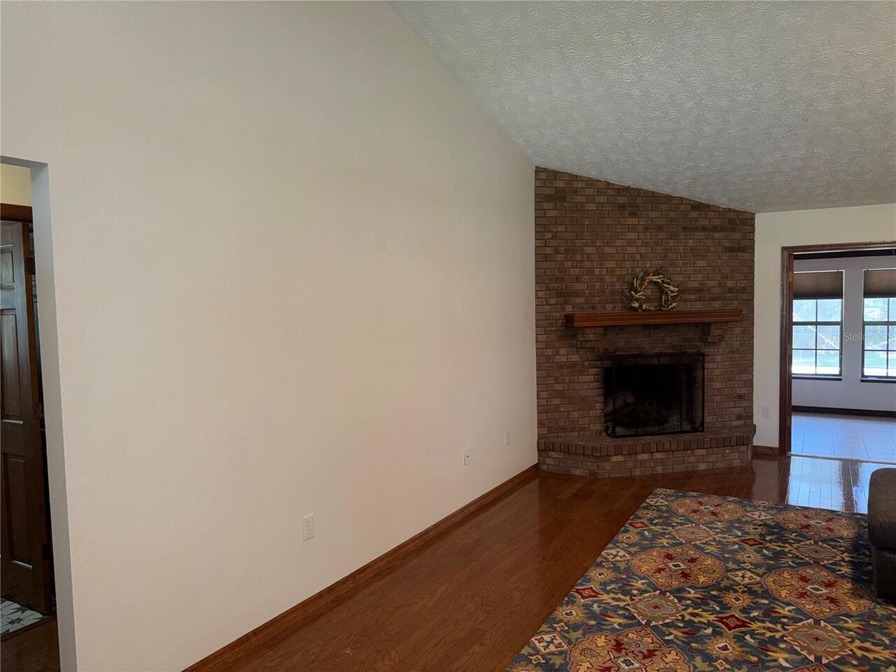 Listing Photo 34