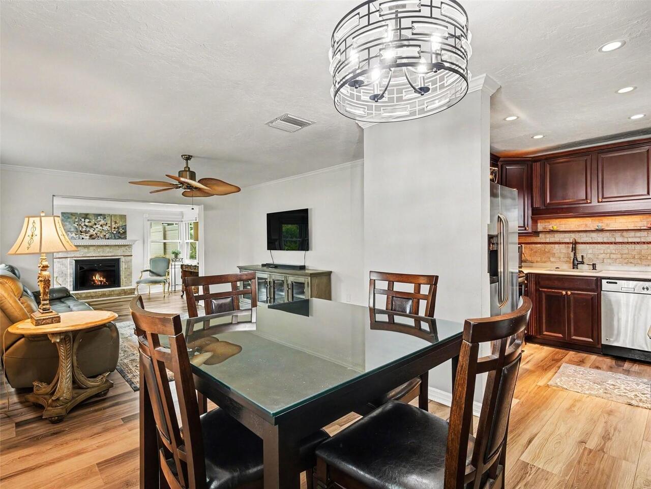 Listing Photo 7