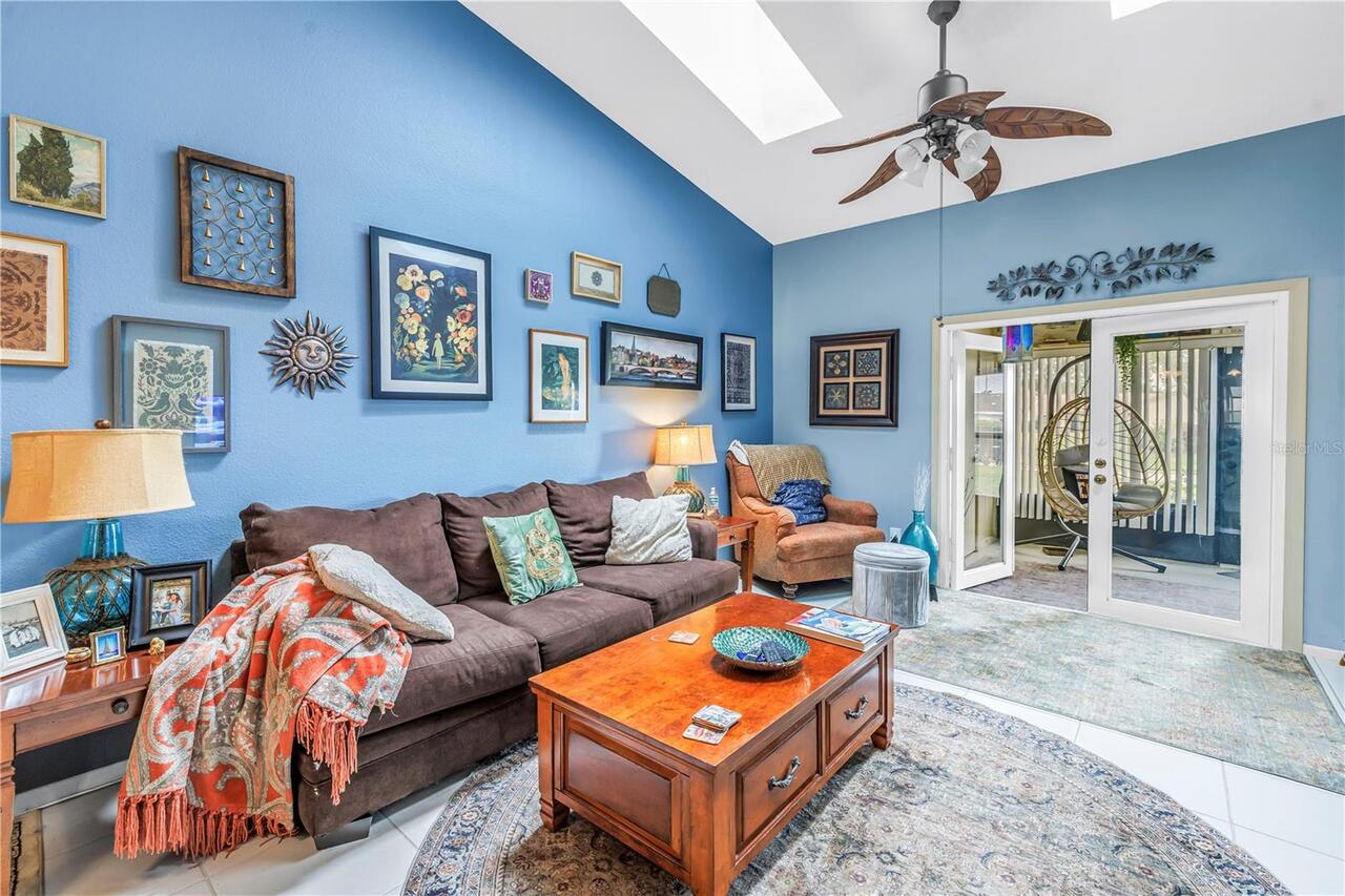 Listing Photo 8