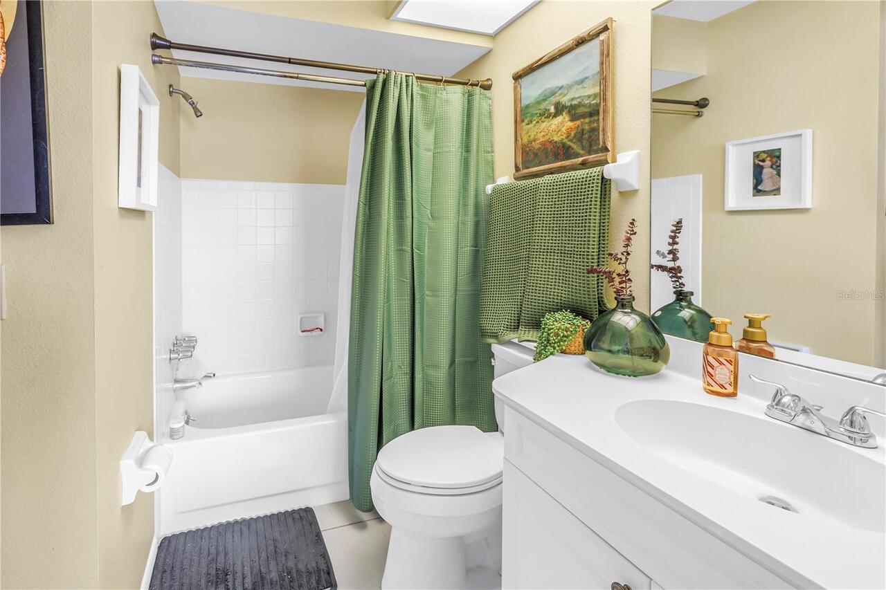 Listing Photo 18
