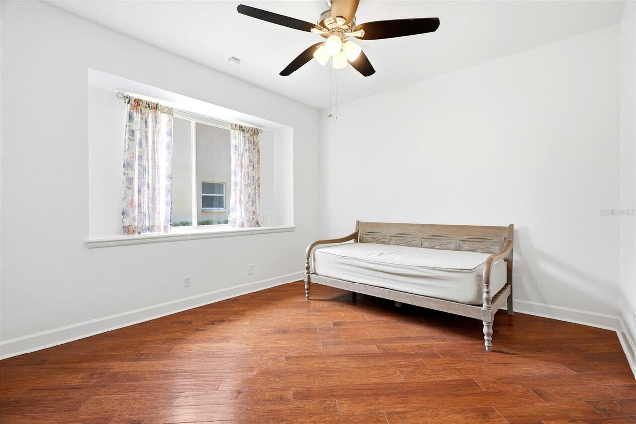 Listing Photo 23