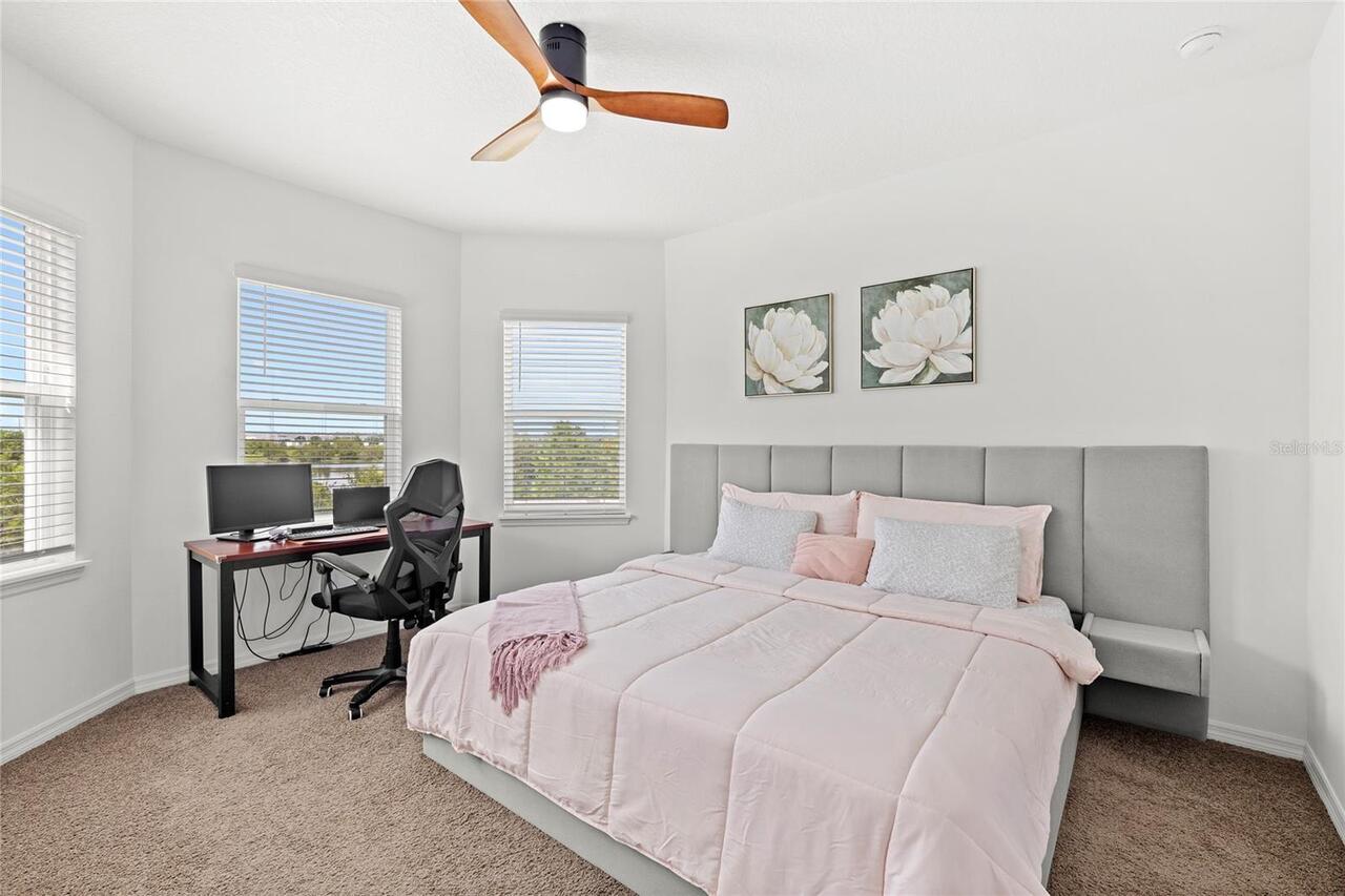 Listing Photo 32