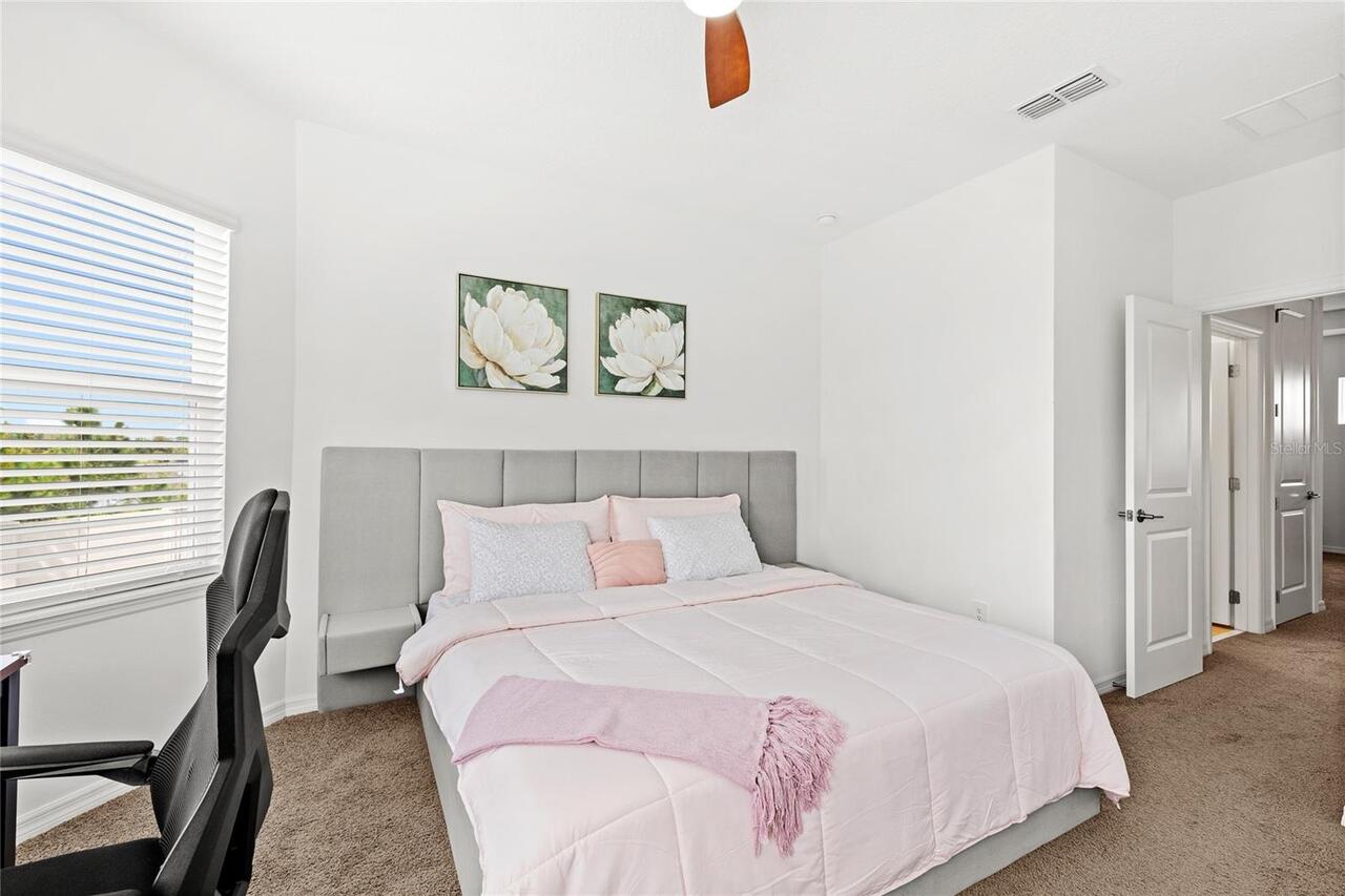 Listing Photo 33
