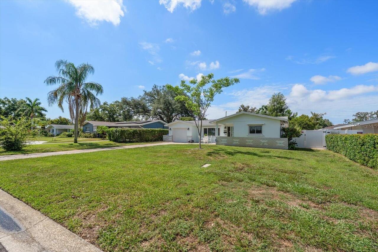 Listing Photo 42