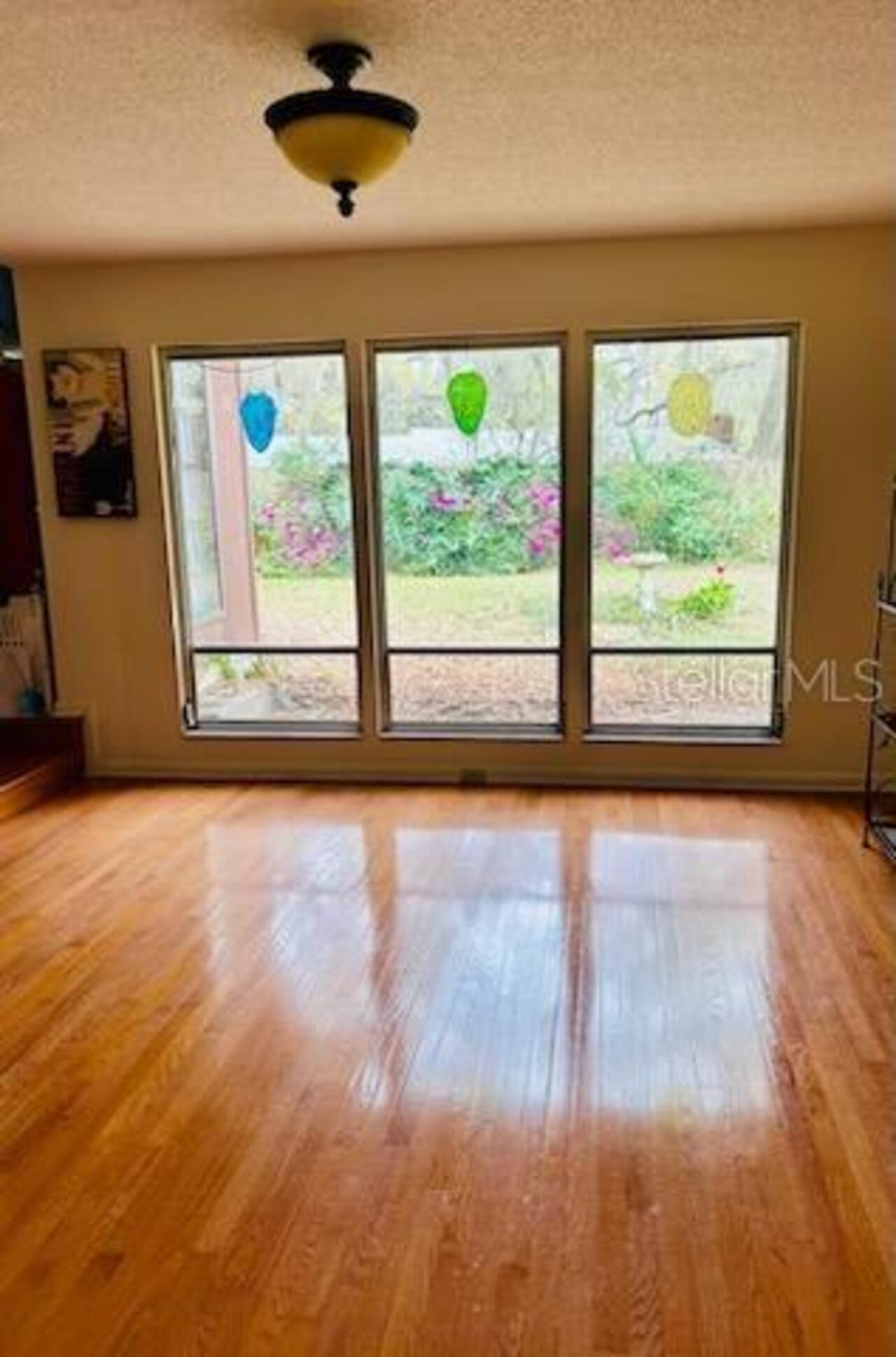 Listing Photo 16