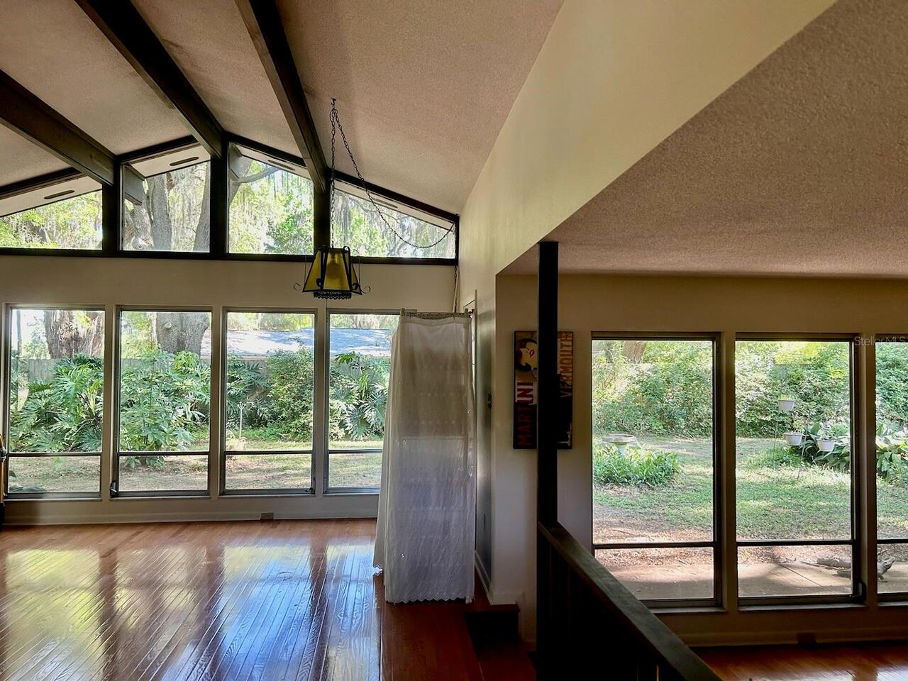 Listing Photo 22