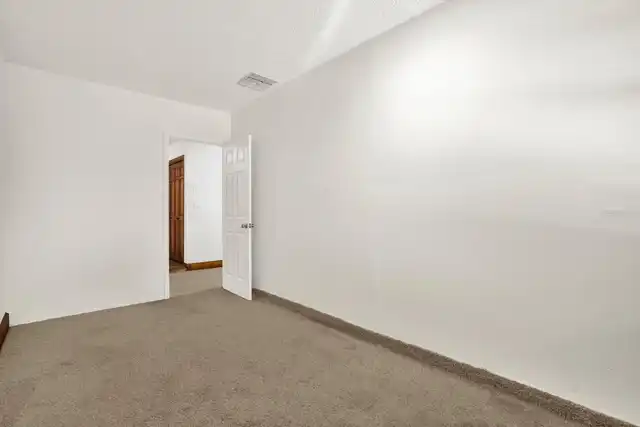 Listing Photo 29