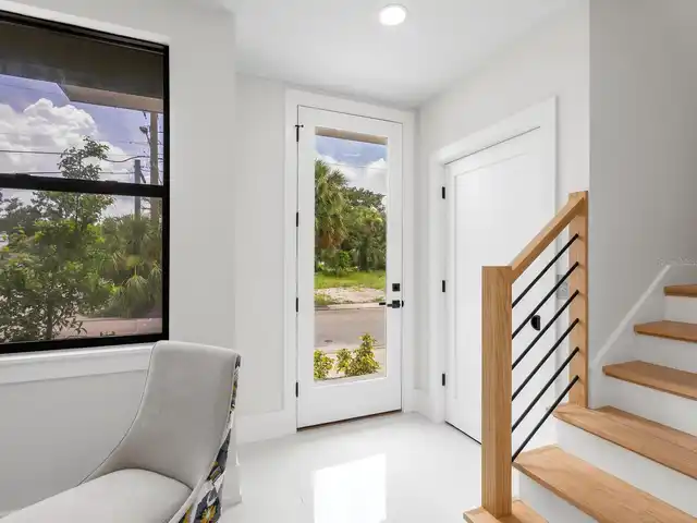 Listing Photo 9