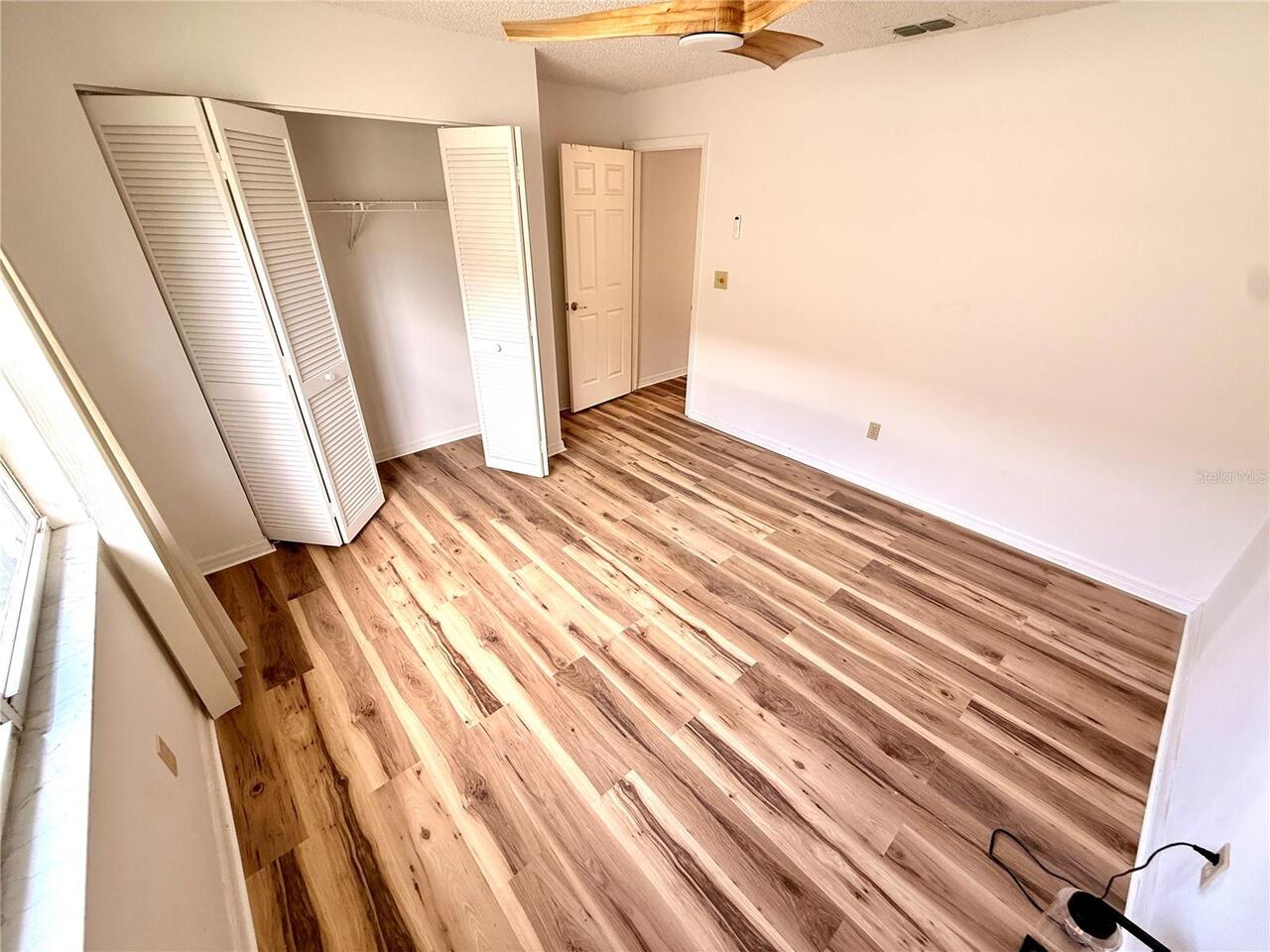 Listing Photo 24