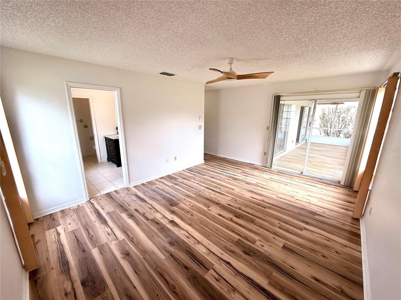 Listing Photo 42