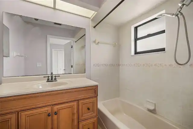 Listing Photo 29