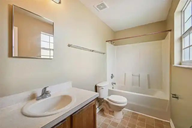 Listing Photo 37