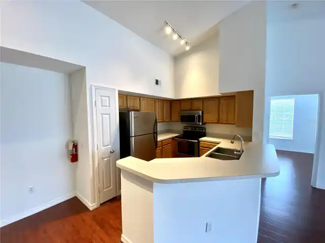 Listing Photo 13