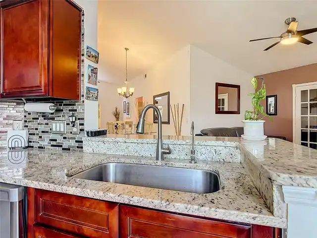 Listing Photo 15