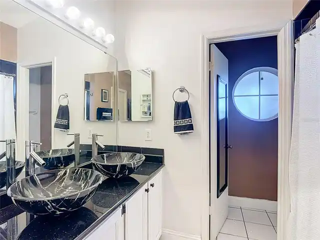Listing Photo 22