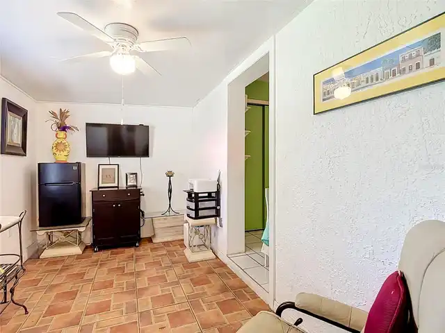 Listing Photo 29