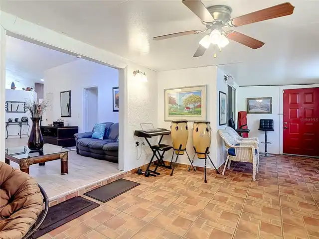 Listing Photo 34