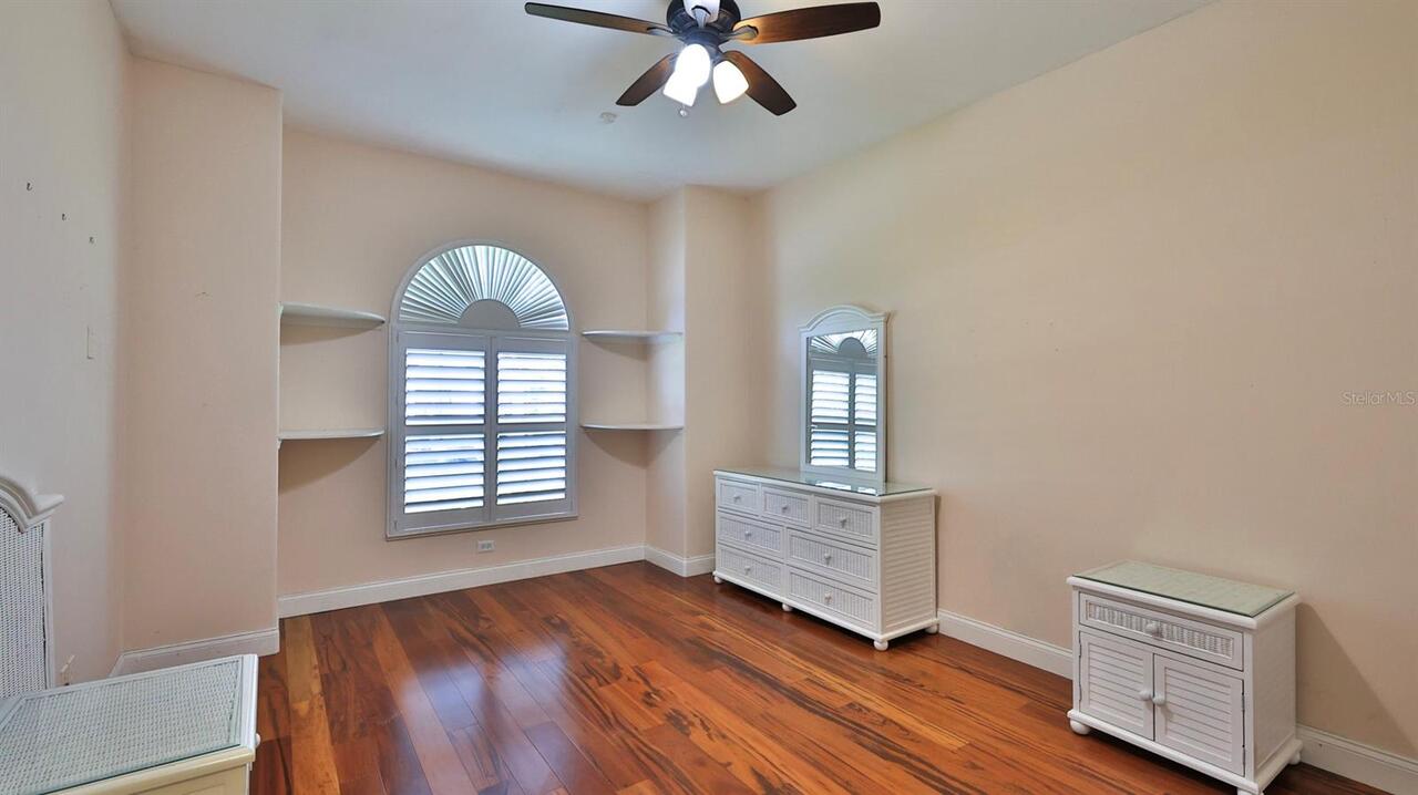 Listing Photo 47