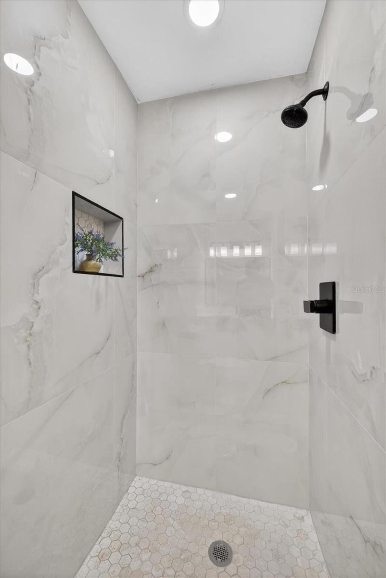 Listing Photo 43