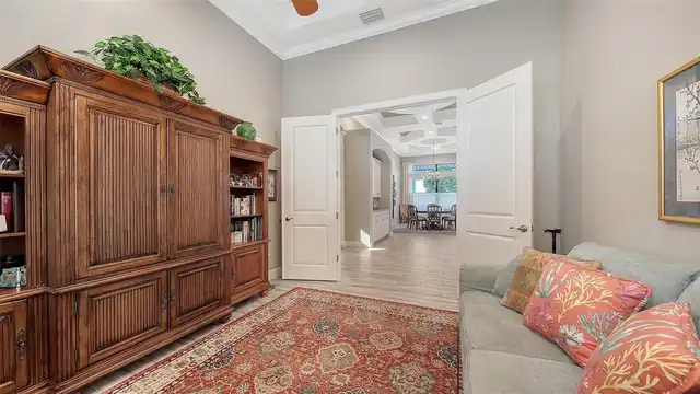 Listing Photo 25