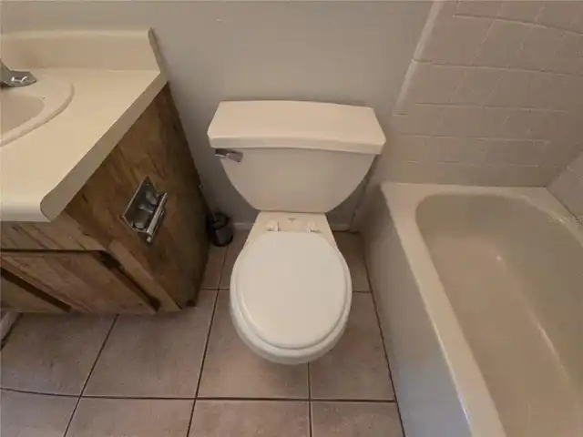 Listing Photo 16