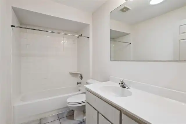 Listing Photo 14