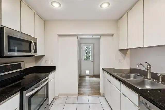 Listing Photo 23