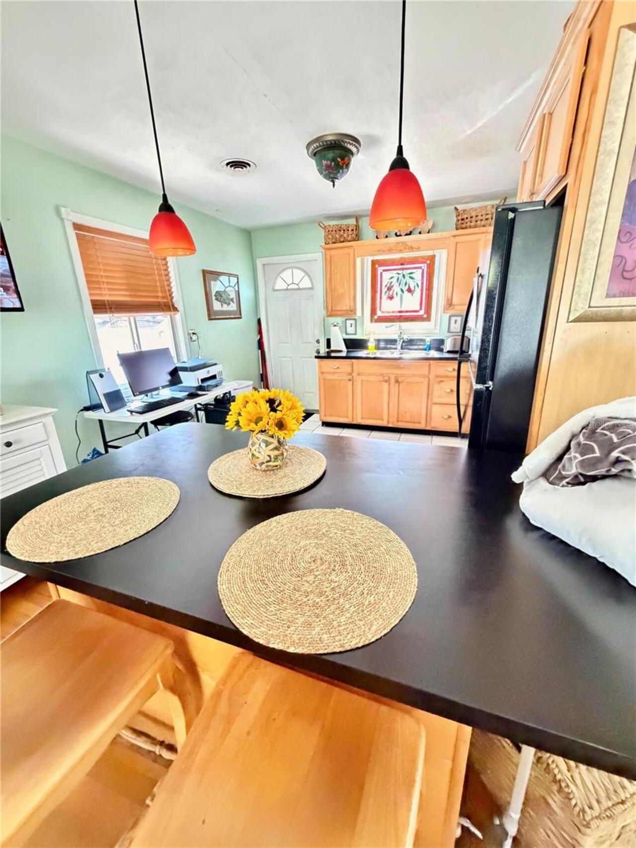 Listing Photo 7