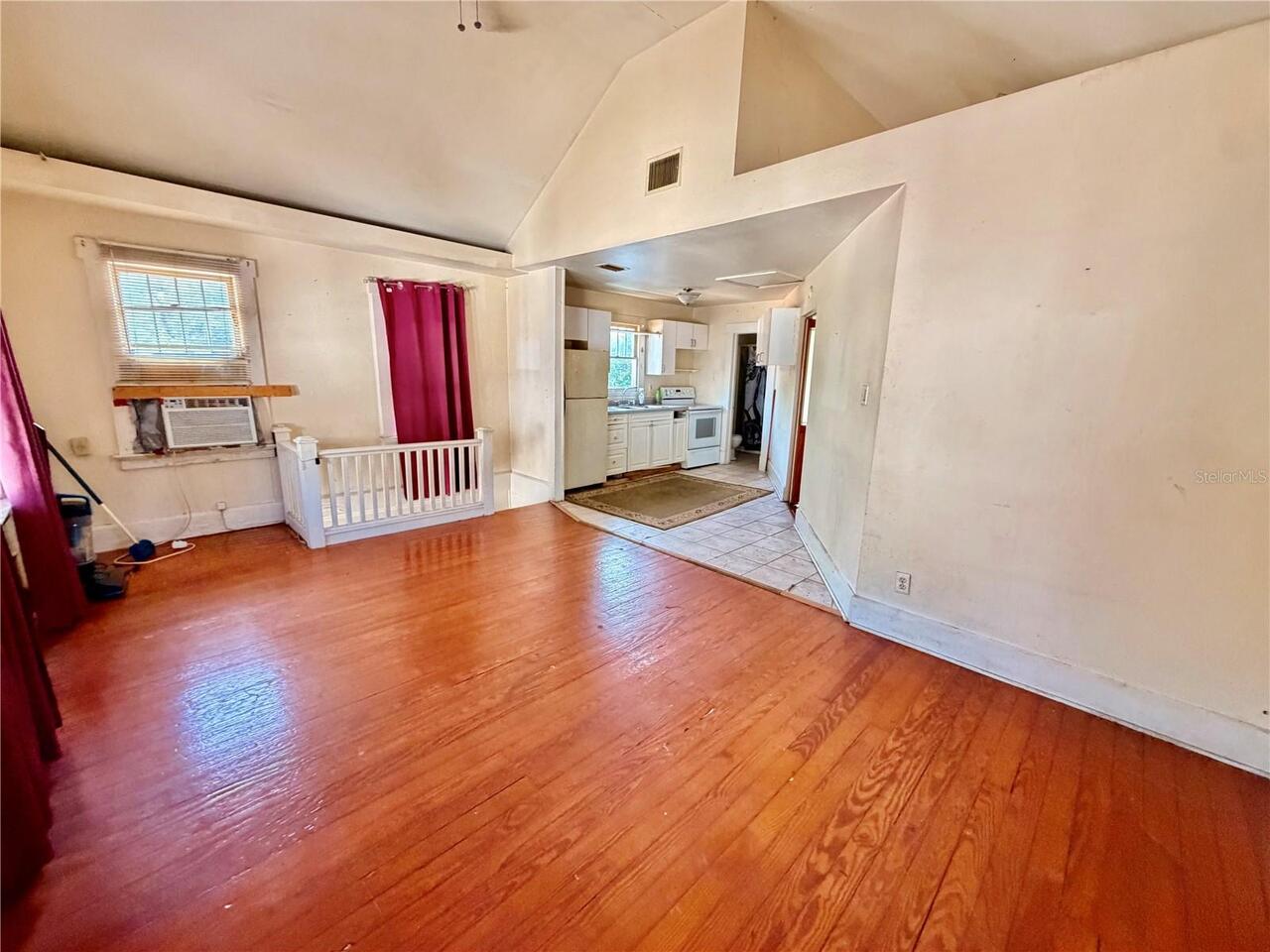 Listing Photo 15