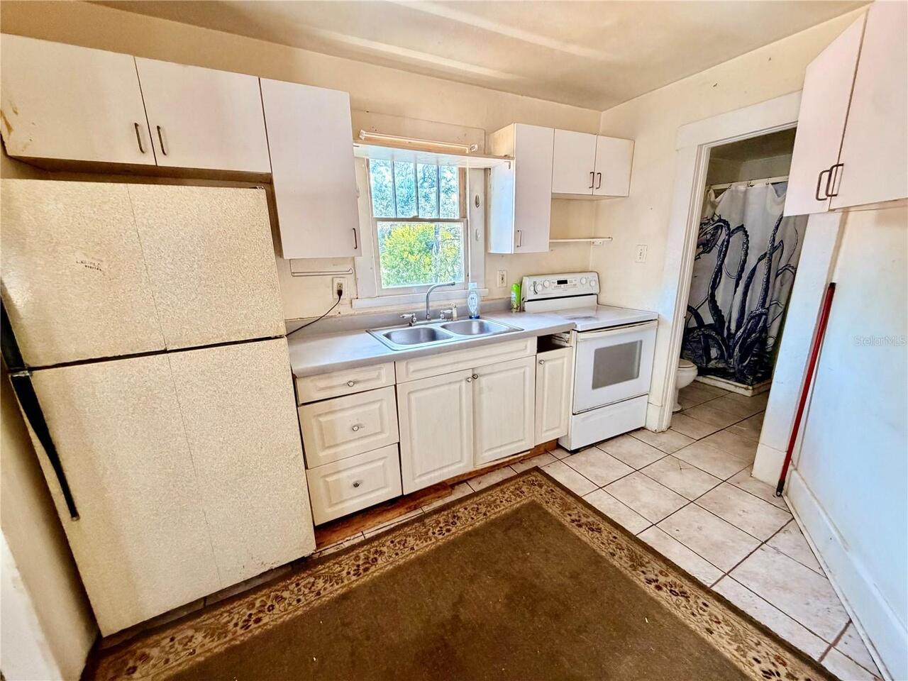 Listing Photo 17