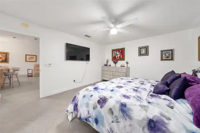 Listing Photo 33
