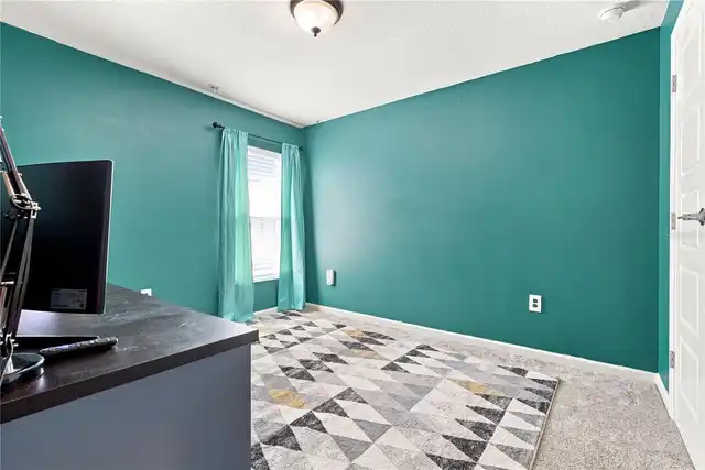 Listing Photo 8