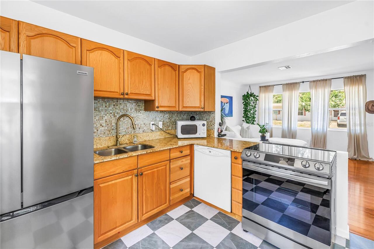 Listing Photo 18