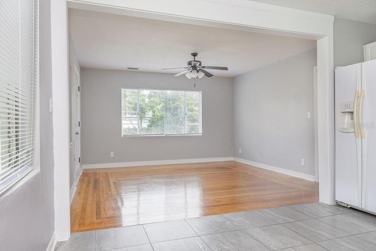 Listing Photo 8