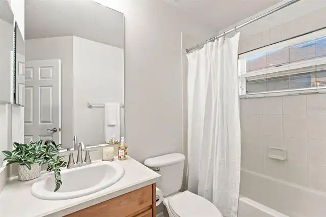 Listing Photo 21