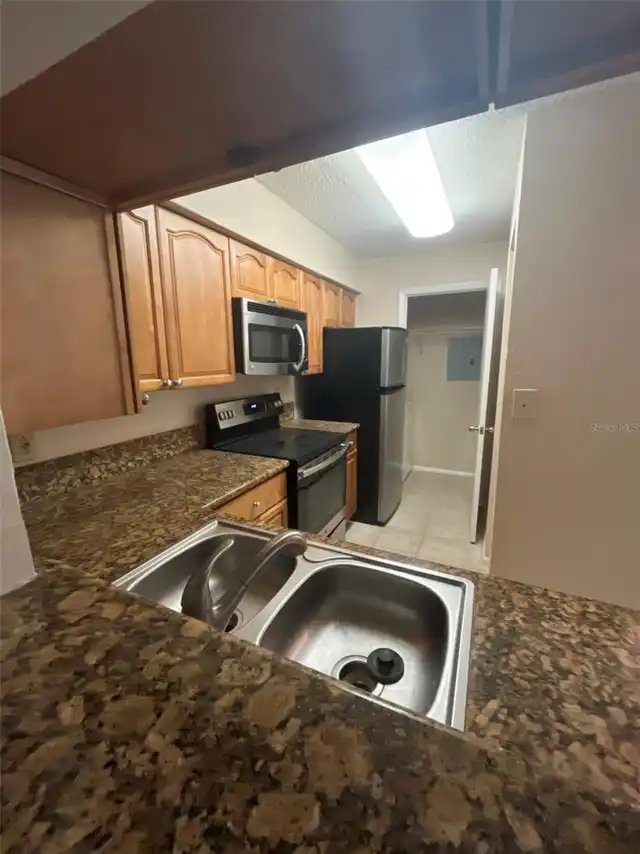 Listing Photo 6