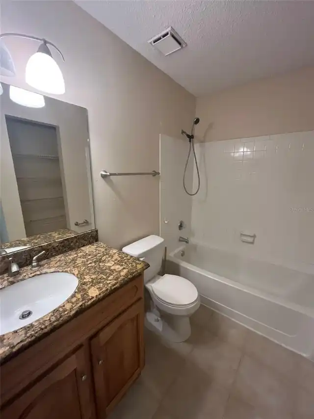 Listing Photo 14