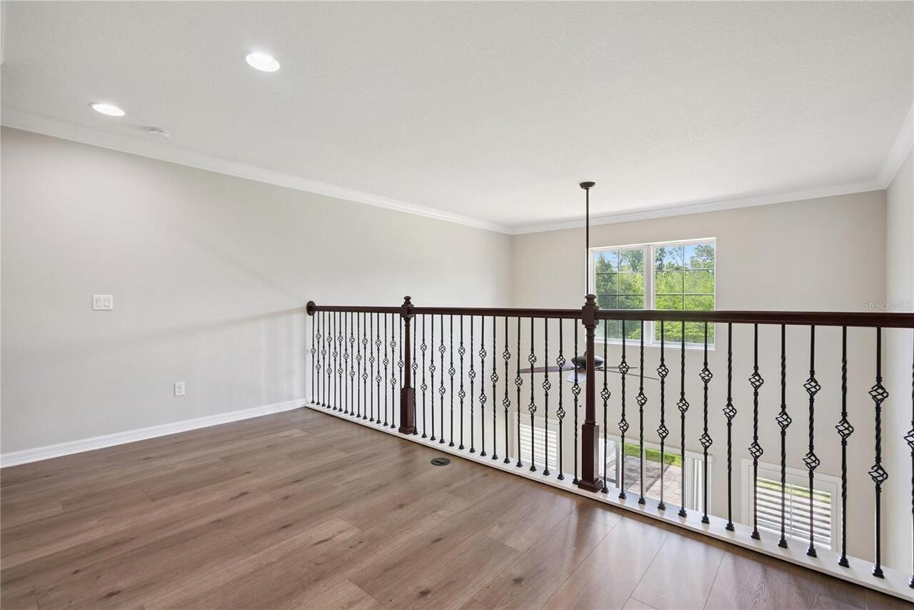 Listing Photo 17