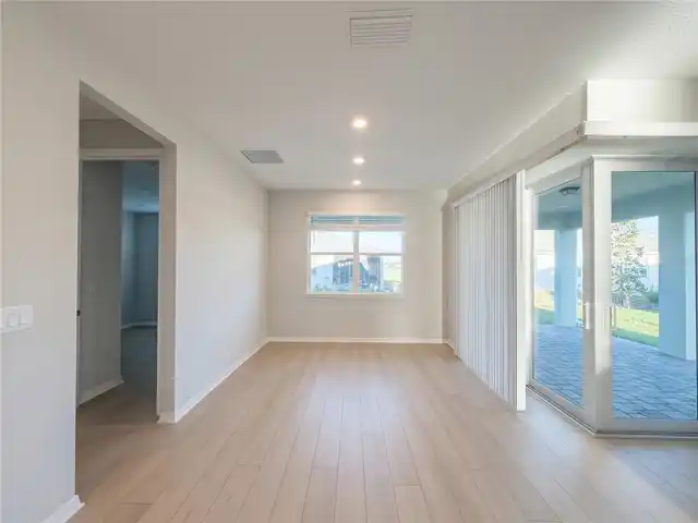 Listing Photo 13