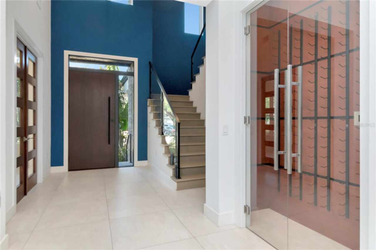 Listing Photo 11