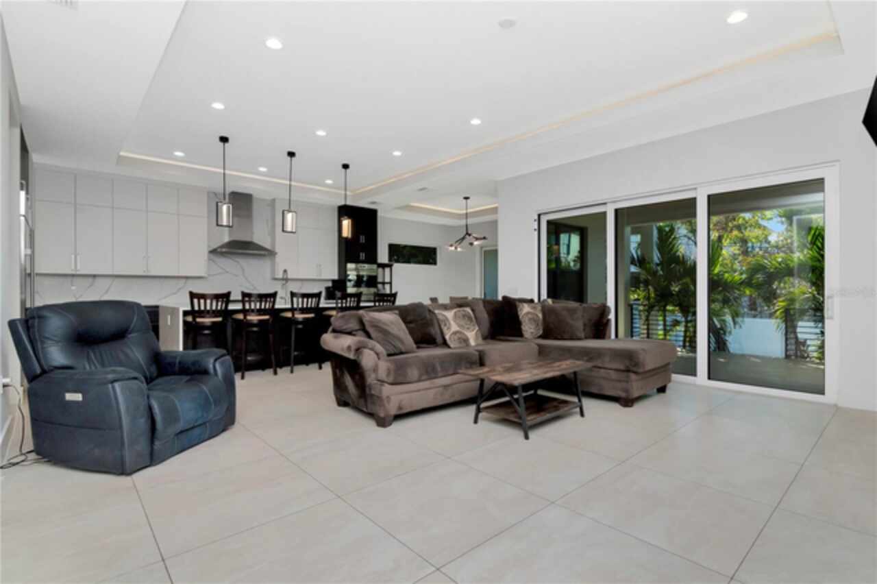 Listing Photo 28