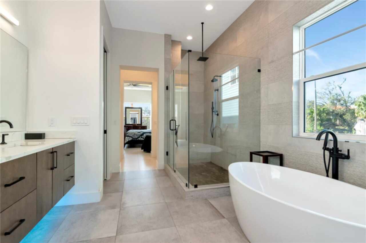 Listing Photo 34