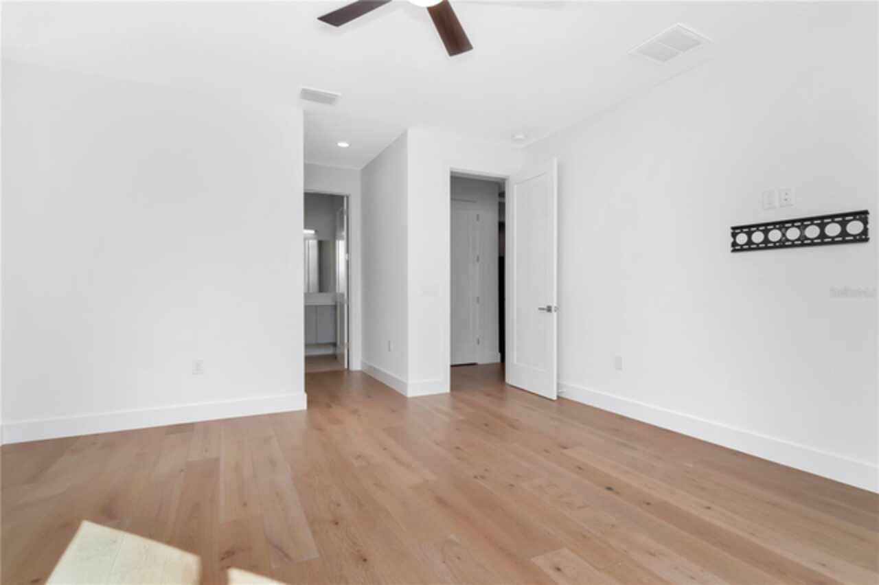 Listing Photo 41